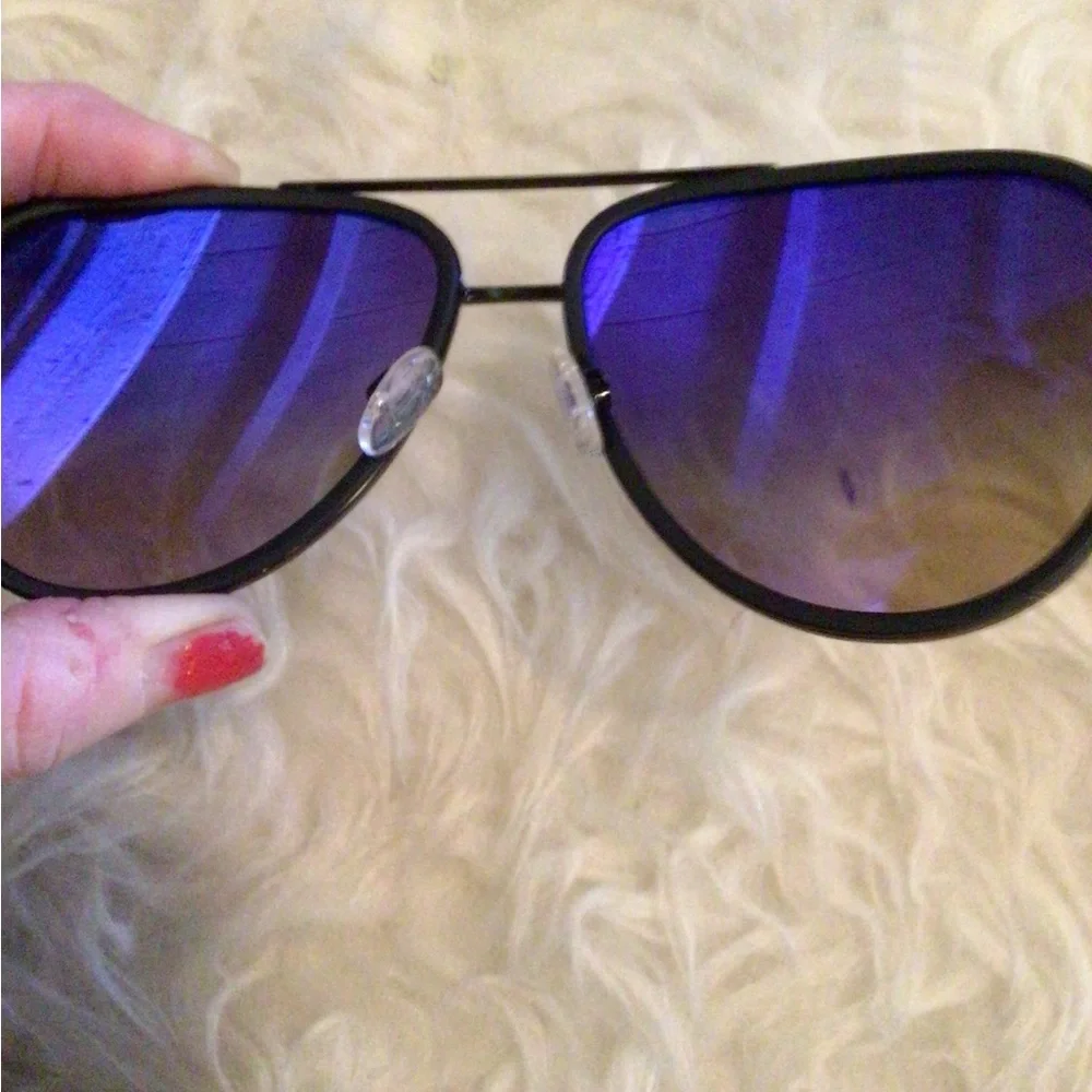 NEW! ❌❌❌❌raRe Quay All in black gold small/ mini - Picture 4 of 7